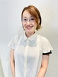 　　岡　泰子